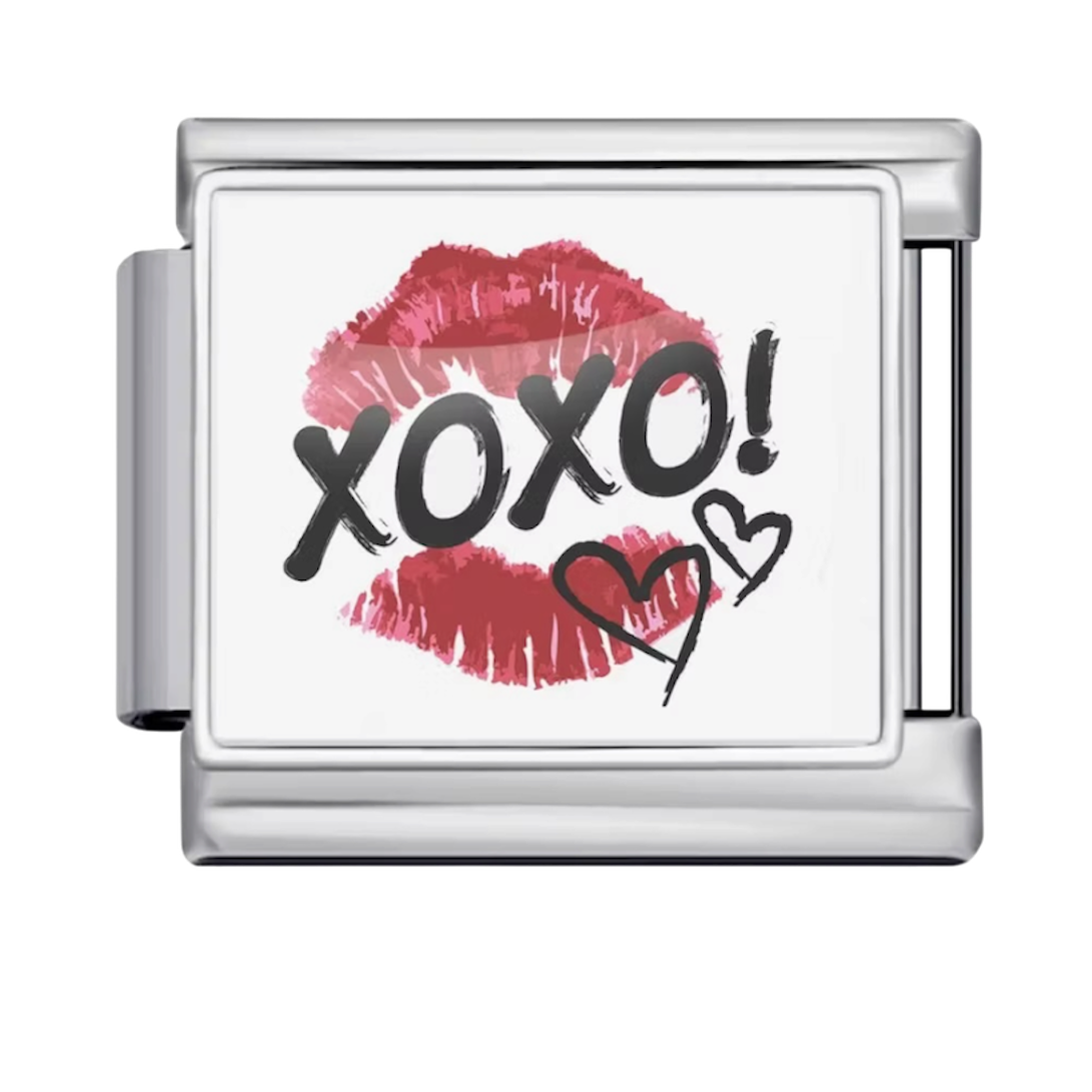 XOXO kiss charm